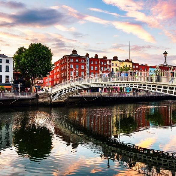 Ha'Penny Bridge Dublin Ireland