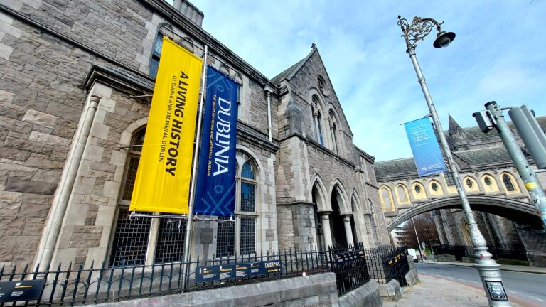 Exploring the Synod Hall at Dublinia – Junior