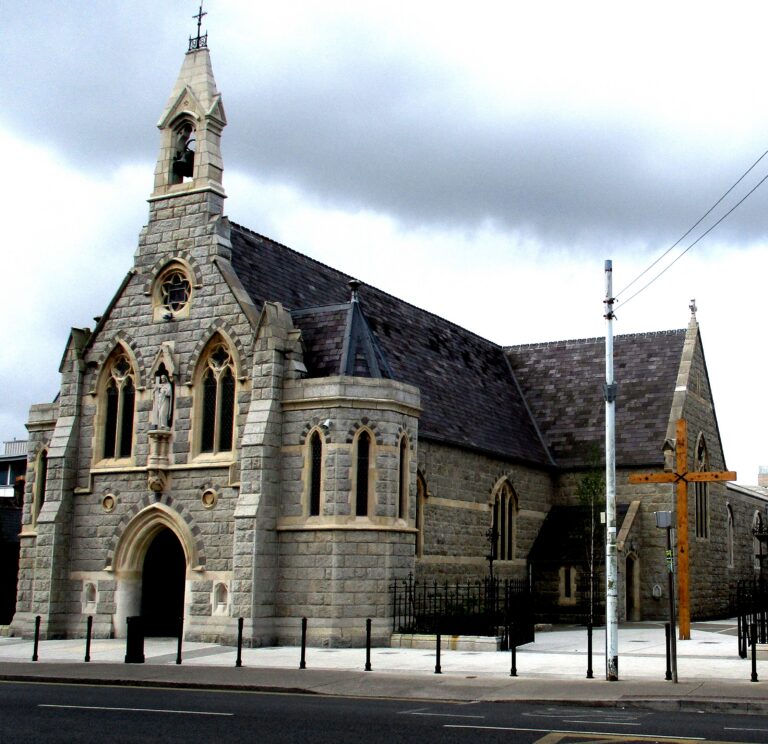 Dundrum Walking Tour